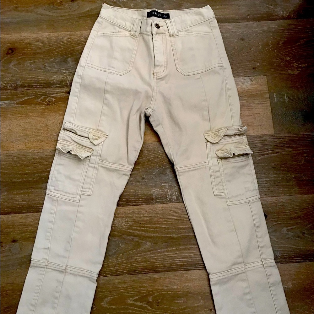 Cream/White Skater Pants